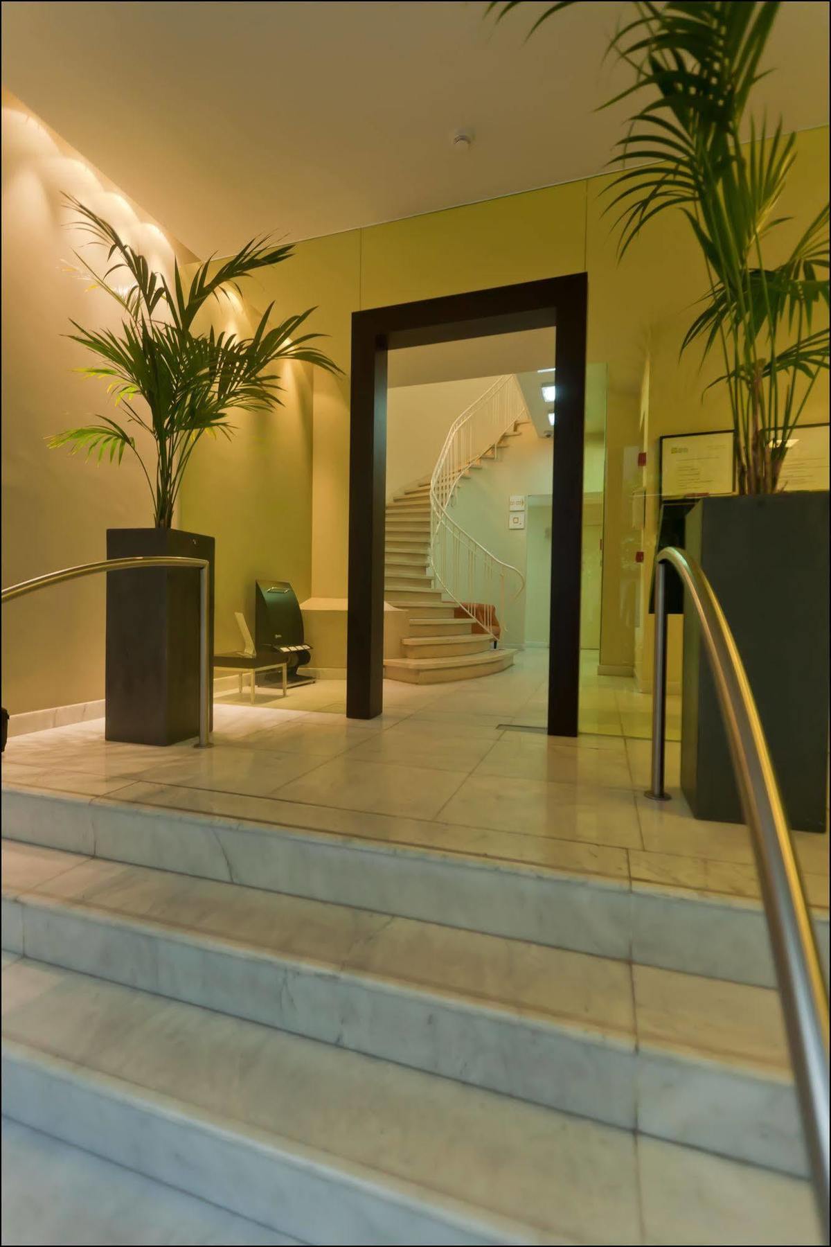 B-Aparthotel Grand Place Brussels Luaran gambar